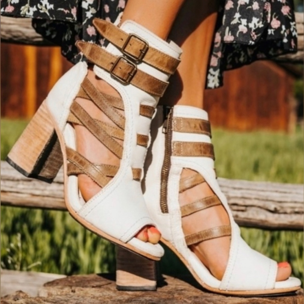 Freebird Tiara White Multi size 8